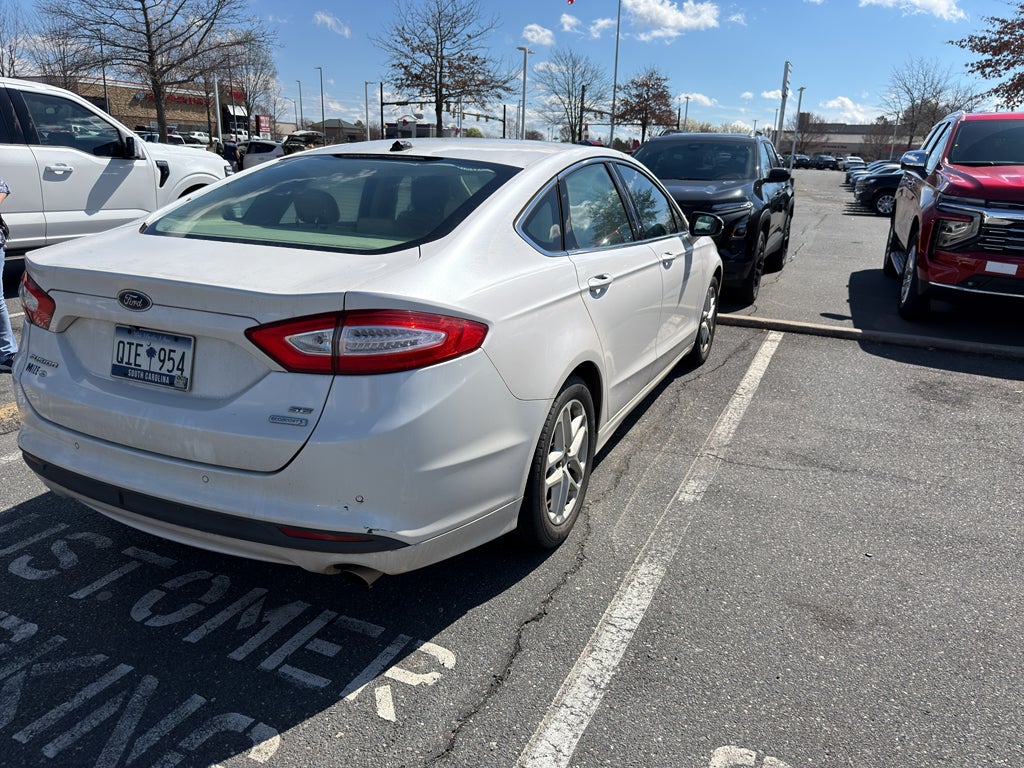 2013 Ford Fusion SE