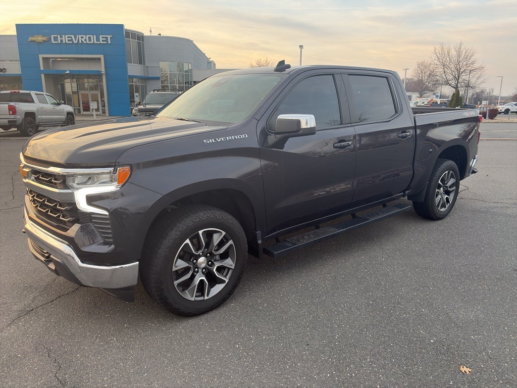 2024 Chevrolet Silverado 1500 LT (2FL)