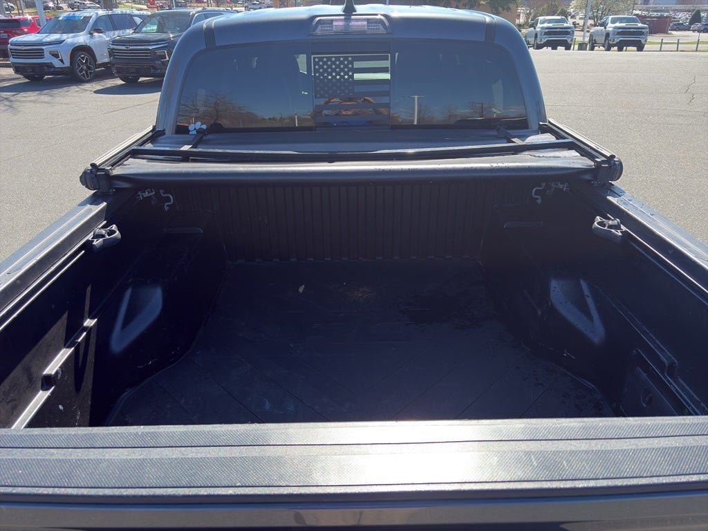 2022 Toyota Tacoma 2WD SR5