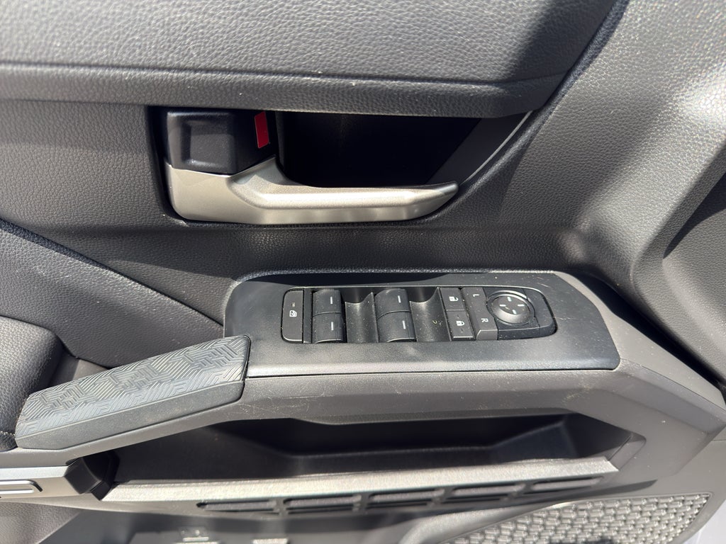 2024 Toyota Tacoma 4WD SR5
