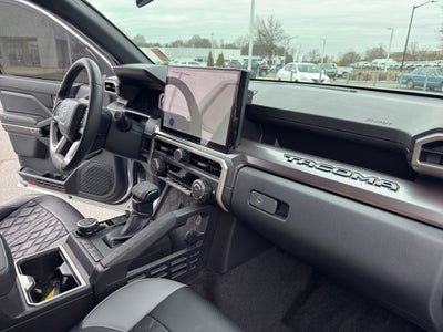 2025 Toyota Tacoma 4WD TRD Sport Hybrid