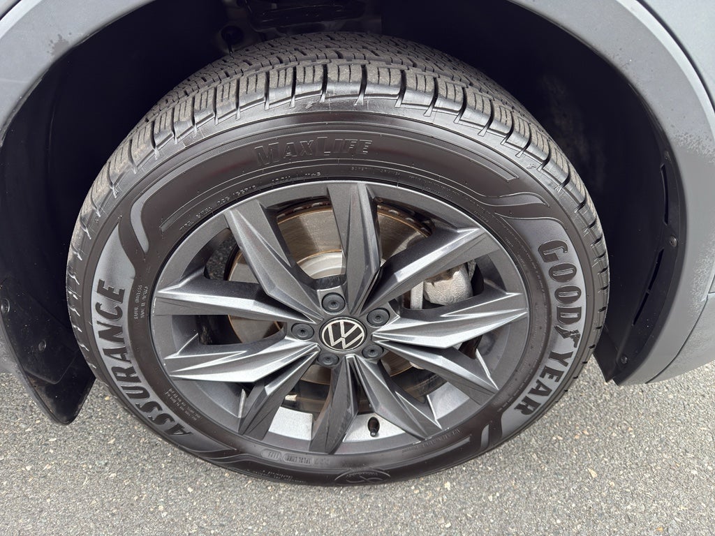 2022 Volkswagen Tiguan SE