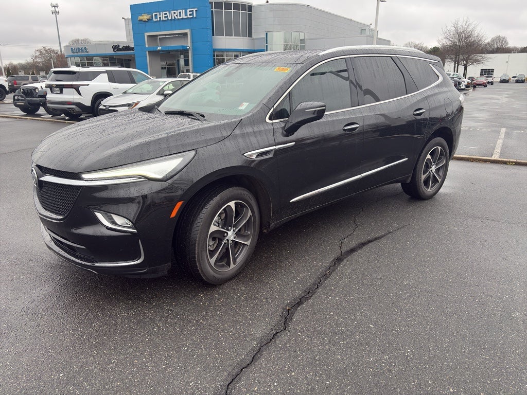 2022 Buick Enclave Essence