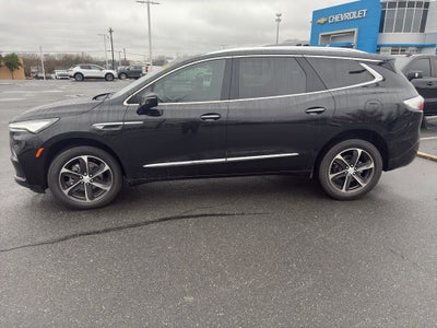 2022 Buick Enclave Essence