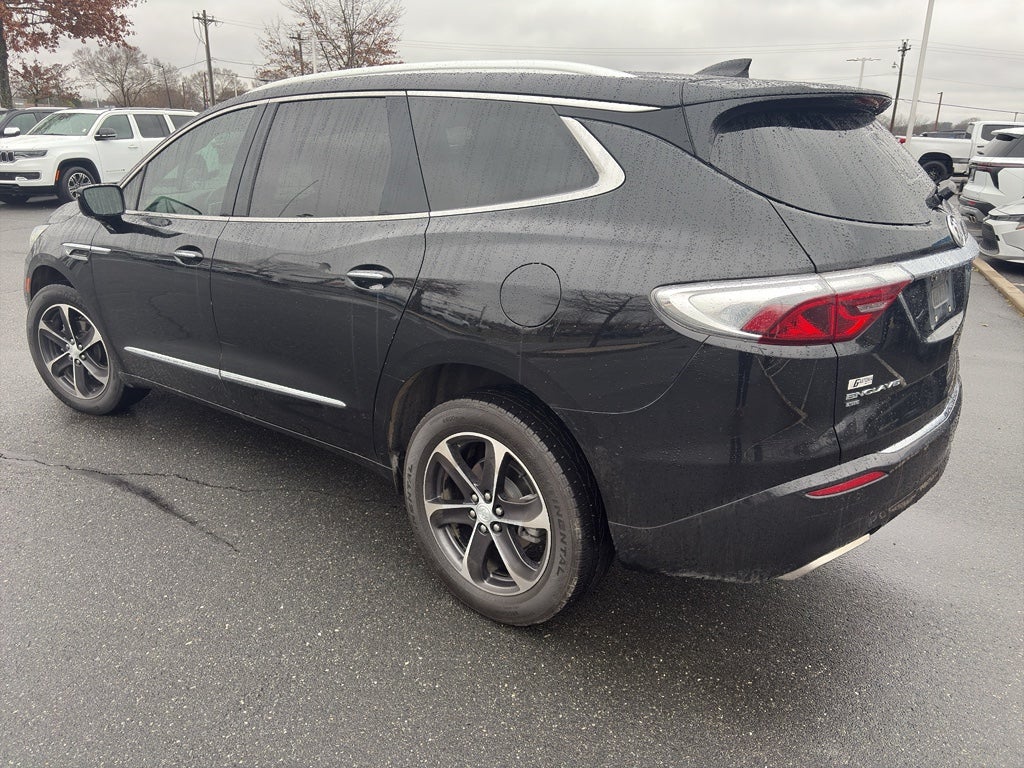 2022 Buick Enclave Essence