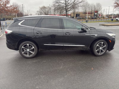 2022 Buick Enclave Essence