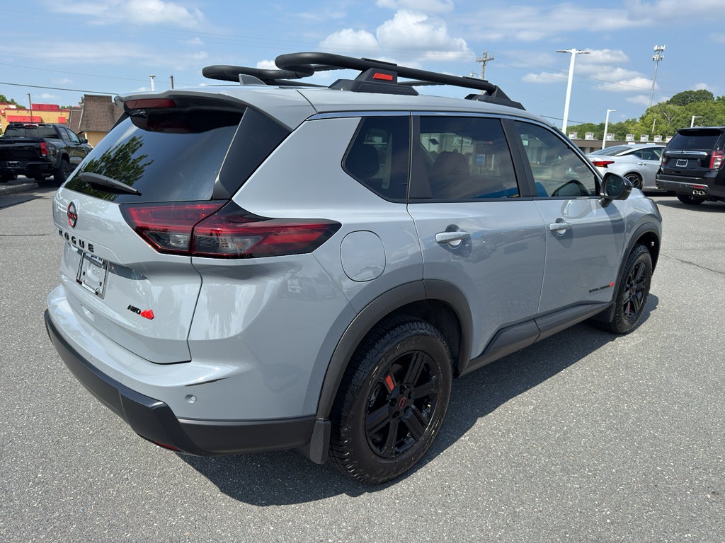 2025 Nissan Rogue Rock Creek