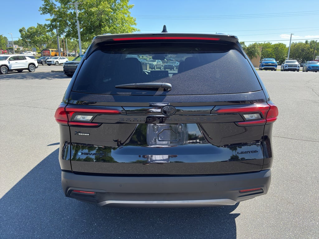 2025 Toyota Grand Highlander Hybrid XLE