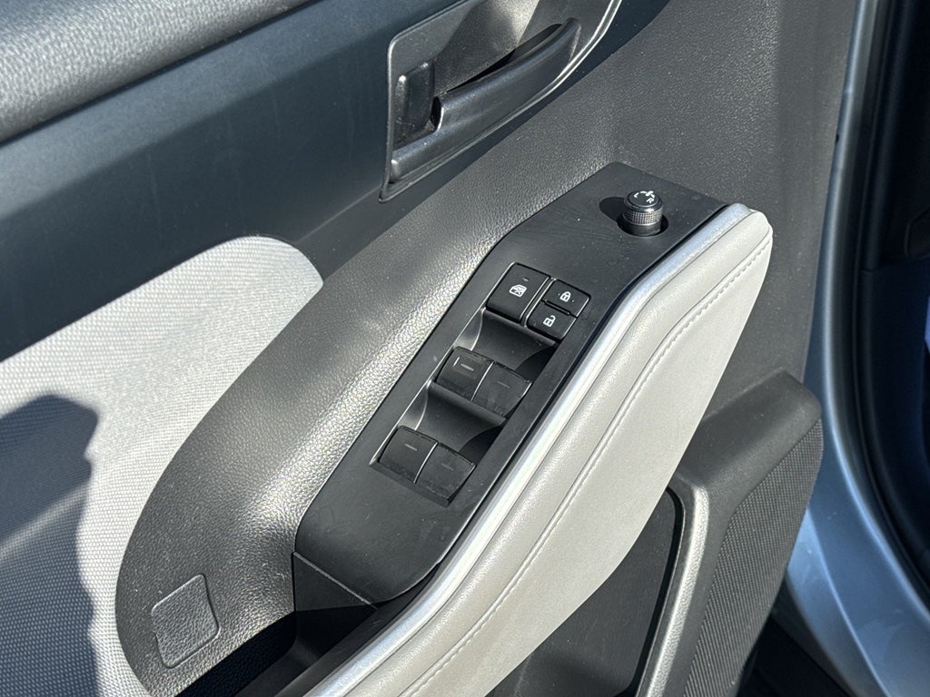 2022 Toyota Highlander L