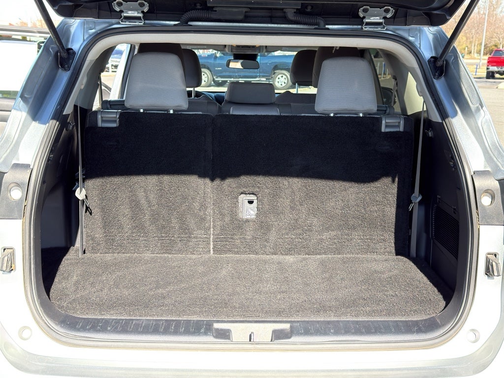 2022 Toyota Highlander L