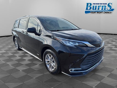 2021 Toyota Sienna XLE