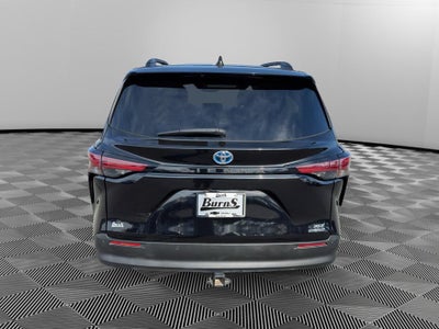 2021 Toyota Sienna XLE