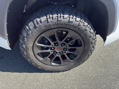 2023 Toyota Tundra 4WD SR5