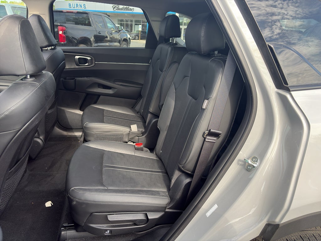 2024 Kia Sorento X-Line EX