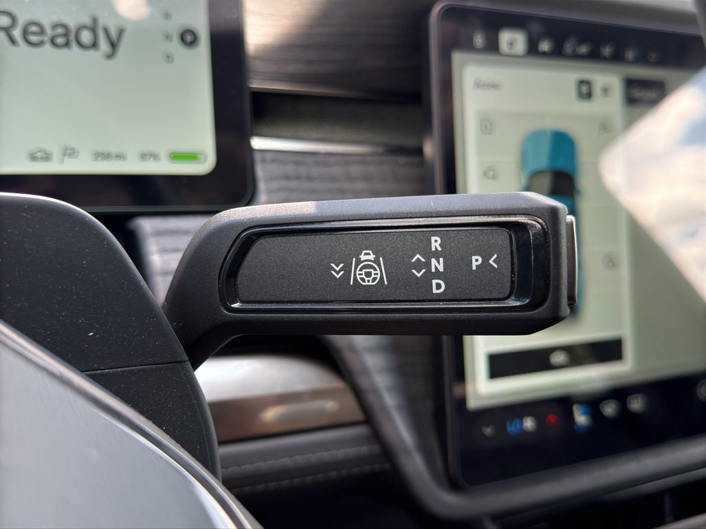 2023 RIVIAN R1T Launch Edition