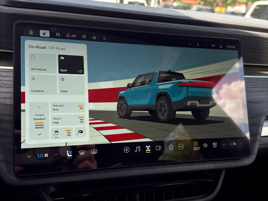 2023 RIVIAN R1T Launch Edition
