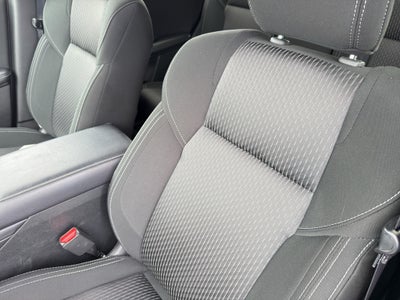 2025 Mitsubishi Outlander ES