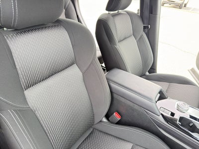 2025 Mitsubishi Outlander ES