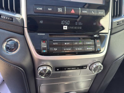 2017 Toyota Land Cruiser 4WD (Natl)