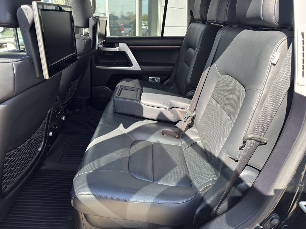 2017 Toyota Land Cruiser 4WD (Natl)