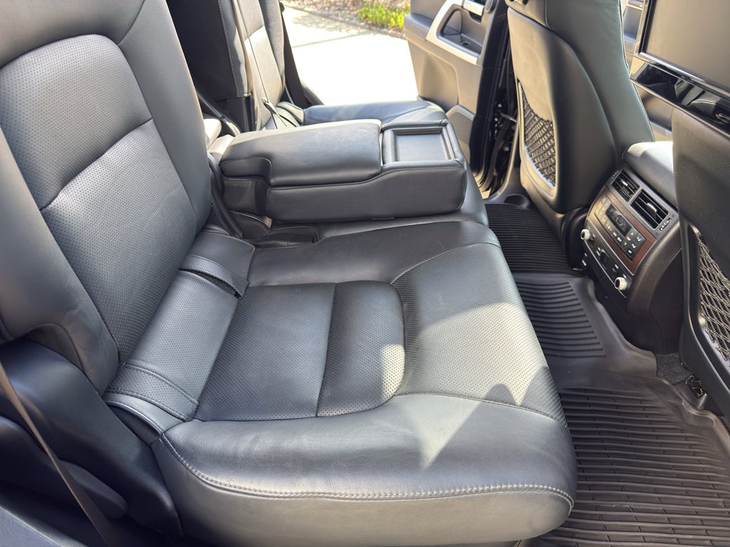 2017 Toyota Land Cruiser 4WD (Natl)