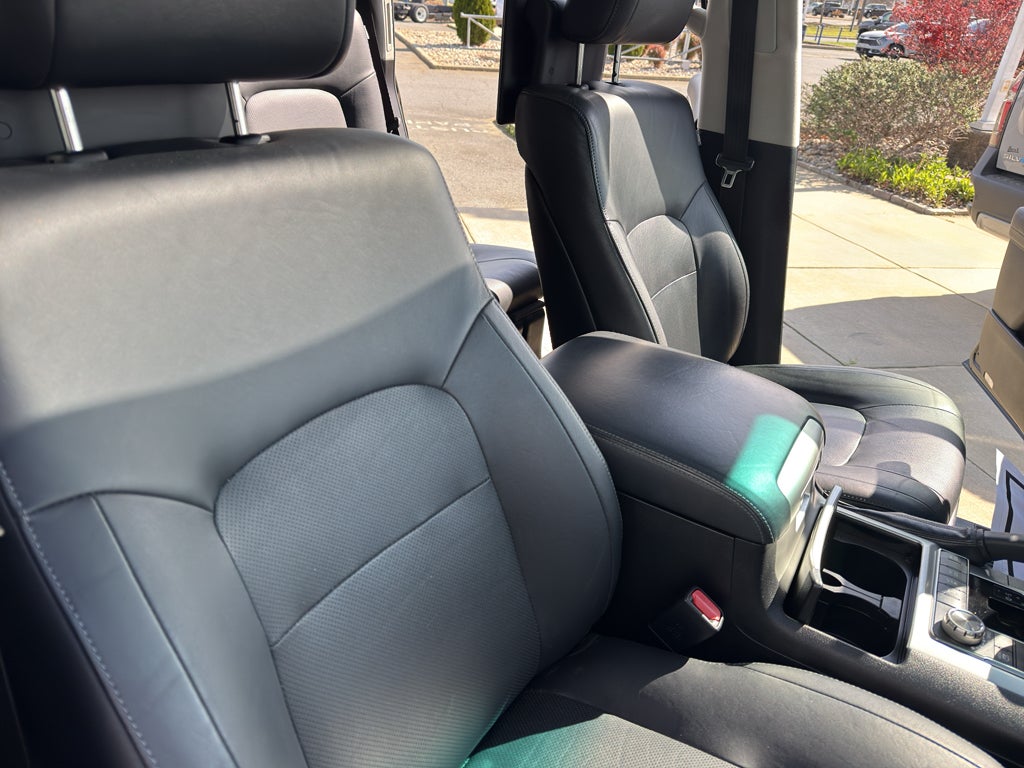 2017 Toyota Land Cruiser 4WD (Natl)