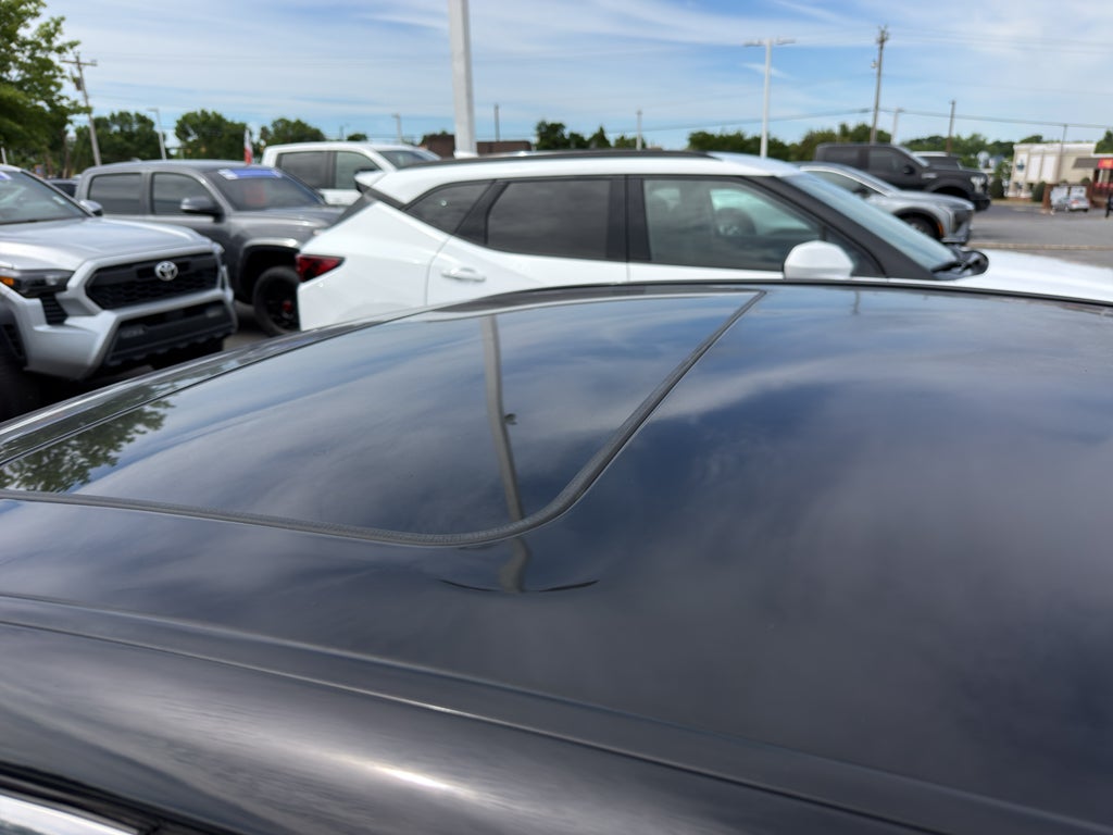 2011 Hyundai Genesis 4dr Sdn V8