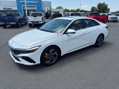 2025 Hyundai Elantra SEL Convenience