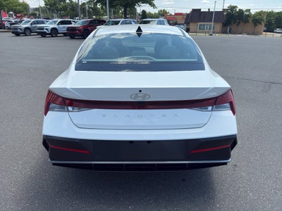 2025 Hyundai Elantra SEL Convenience
