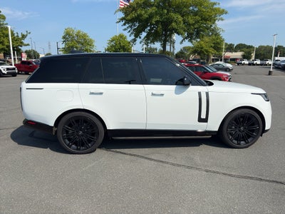 2024 Land Rover Range Rover SE